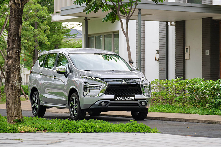 Mitsubishi Xpander có sự khởi đầu ấn tượng nhưng phải chấp nhận xếp ở vị trí thứ 2 do tổng doanh số 3 tháng đầu năm đạt 3.508 xe. So với cùng kỳ năm ngoái, sức tiêu thụ của Xpander giảm 21%.
