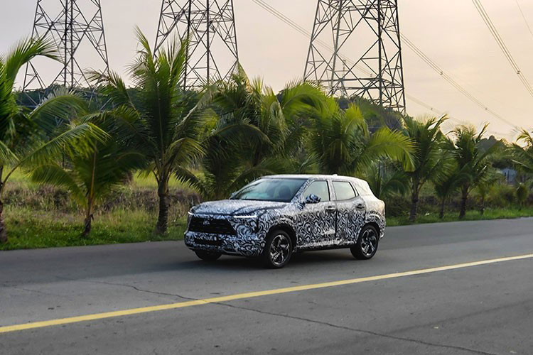 Khi ra mắt thị trường Việt Nam, Mitsubishi XFC 2024 bản thương mại hứa hẹn sẽ là đối thủ cạnh tranh đáng gờm trong phân khúc SUV cỡ B với sự tham chiến của các mẫu xe như Hyundai Creta, Kia Seltos, Honda HR-V…