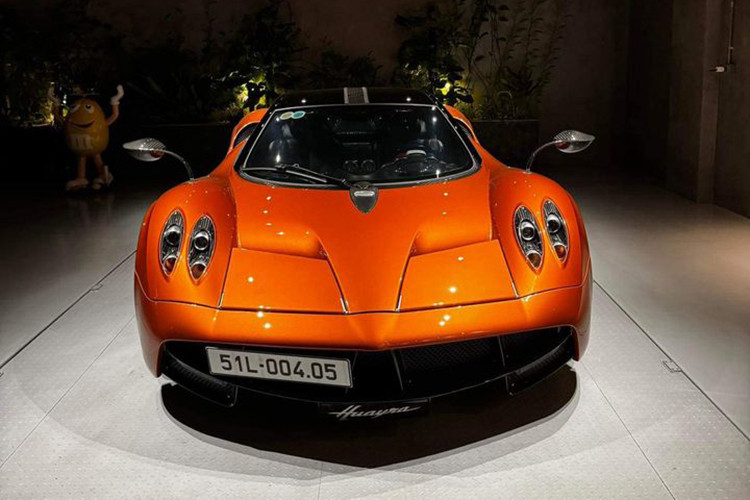 Đây có lẽ sẽ là thông tin rất bất ngờ cho nhiều người, và nó cũng lý giải vì sao Minh Nhựa lại thông báo Pagani Huayra có chủ mới. Dù sao, việc này cũng chỉ hợp thức hóa chuyện Minh Nhựa làm chủ xe Huayra cả trên mạng cũng như ngoài đời thực.