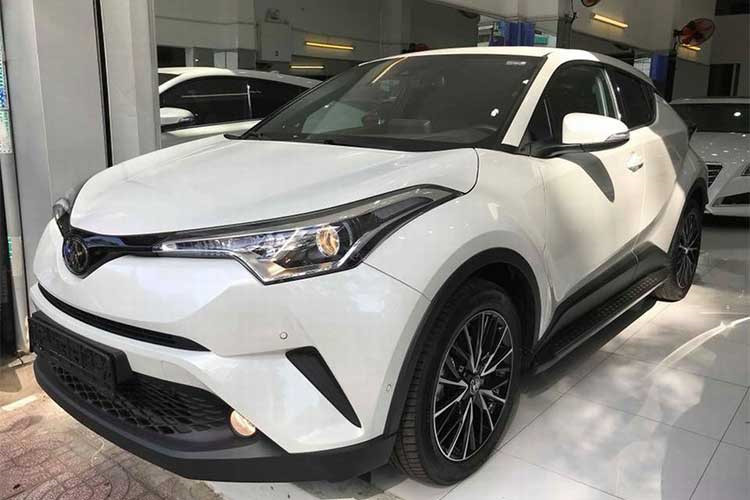 Mẫu crossover cỡ nhỏ C-HR được sản xuất tại nhà máy Gateway của Toyota Motor Thailand, đặt ở Chachoengsao. Xe có giá bán từ 488 triệu IDR đến 490 triệu IDR (khoảng 787 triệu đến 790 triệu đồng). Trong khi đó ở thị trường Việt Nam, xe có giá bán gần 2 tỷ đồng và được nhập khẩu thông qua các cửa hàng tư nhân.