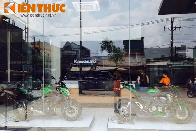 Nó đáp ứng đầy đủ nhu cầu của khách hàng tới thăm quan, mua sắm và sử dụng các dịch vụ của Kawasaki tại Việt Nam.