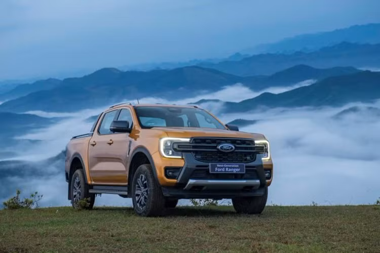 Tháng 12 vừa qua, đã có 1.912 xe Ford Ranger được bán ra thị trường, tăng 449 so với tháng trước. Dù tăng trưởng, nhưng mẫu xe bán tải này vẫn tụt 1 bậc xuống vị trí thứ 6. Doanh số năm vừa qua của mẫu Ranger đạt 16.085 xe, tăng 3,5 so với năm ngoái.