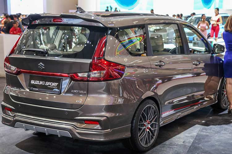 Động cơ được trang bị cho Suzuki Ertiga 2018 là loại xăng K15B 1.5L 4 xy-lanh, cho công suất tối đa khoảng 108 mã lực tại 6.000 v/ph và mô-men xoắn cực đại 138 Nm từ 4.400 v/p. Cũng giống như mẫu xe đời trước, đi kèm với động cơ sẽ là hộp số sàn 5 cấp hoặc tự động 4 cấp. Động cơ đạt tiêu chuẩn khí thải Euro 4.