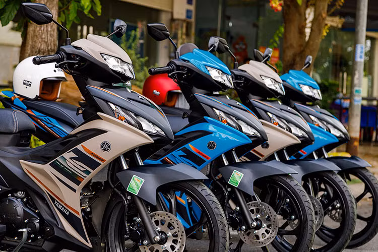 Sự trở lại của một dòng xe underbone 135cc không chỉ làm sống lại những hoài niệm cũ mà còn thổi làn gió mới vào thị trường xe máy thể thao đang dần bão hòa.