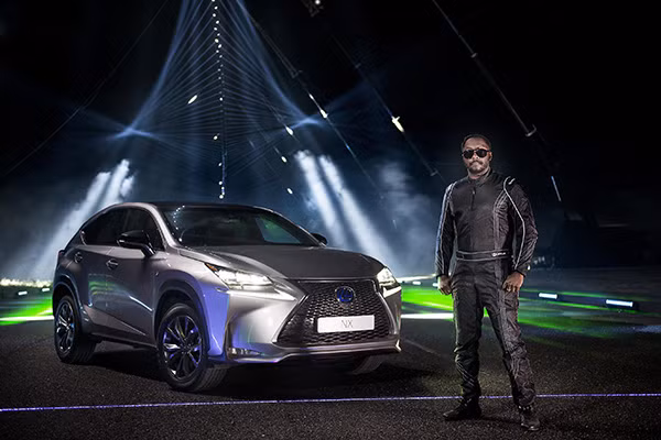 Man trinh dien anh sang va am thanh 