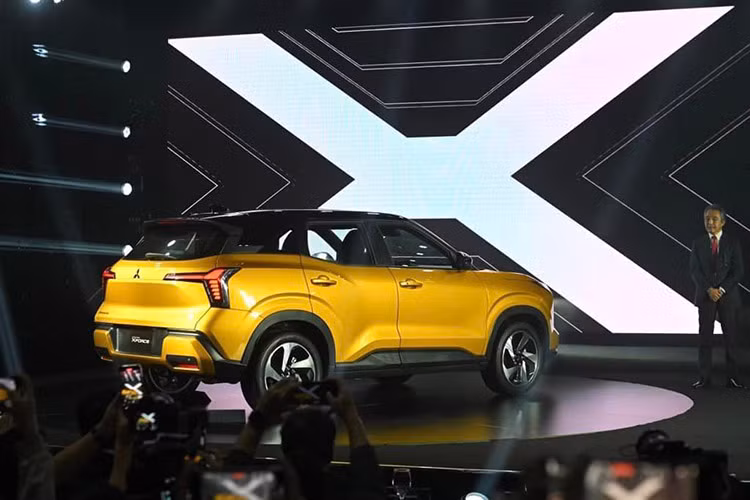 MMSS bao gồm; hệ thống cảnh báo va chạm, hỗ trợ phanh khẩn cấp và điều khiển hành trình thích ứng giúp duy trì an toàn trong suốt hành trình. Hệ thống cũng cảnh báo điểm mù và cảnh báo khi có phương tiện cắt ngang khi lùi. Tất cả công nghệ lái hiện đại, thông minh và an toàn này mang lại trải nghiệm lái tốt nhất cho người dùng.