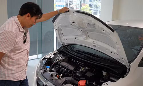 Chon thoi diem vang de mua oto tai Viet Nam?