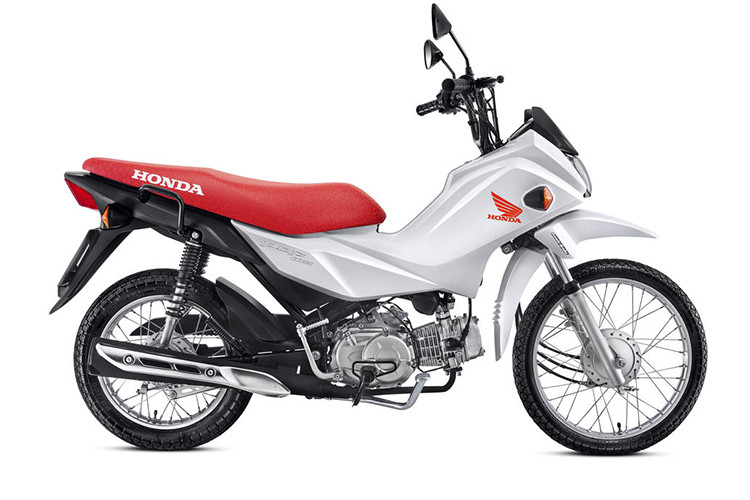 Honda Pop 110i 2019 mới là chiếc xe máy côn tay và có tất cả 3 phiên bản màu bao gồm: Trắng, Đỏ và Đen. Ngoại hình của Pop 110i đậm chất thiết kế thực dụng, mang kiểu dạng lạ mắt nhưng được xem là đặc trưng của người Nhật.