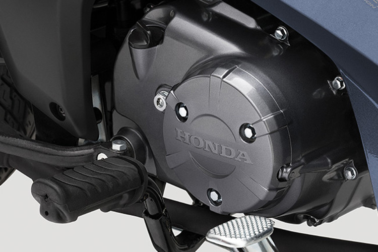 Honda Future FI 125cc tiếp tục sở hữu động cơ 125cc truyền thống của Honda với hệ thống phun xăng điện tử (PGM-FI) và hệ thống trung hòa khí thải đáp ứng nghiêm ngặt tiêu chuẩn khí thải Euro 3.