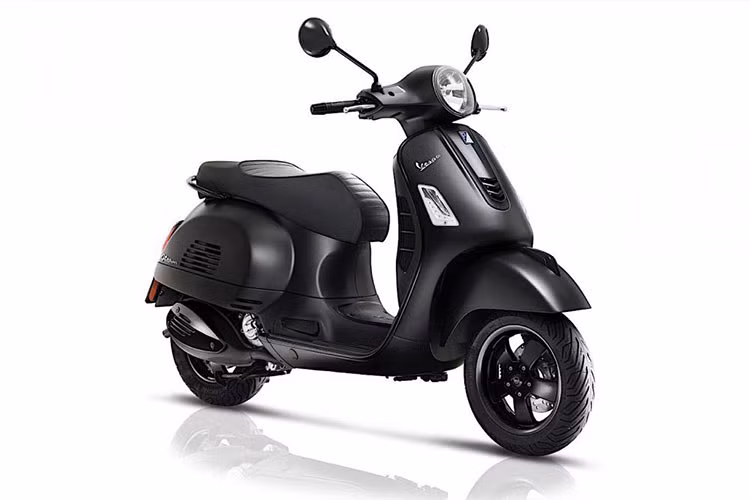 Tại thị trường Ấn Độ giá xe Vespa Notte là 70.285 Rupee (khoảng 23,7 triệu đồng), được định vị thấp hơn Vespa LX với giá 74.285 Rupee (tương đương 25 triệu đồng). Các đối thủ cuả mẫu xe này gồm Aprilia SR 125, TVS Ntorq, Honda Grazia và Suzuki Burgman Street 125.