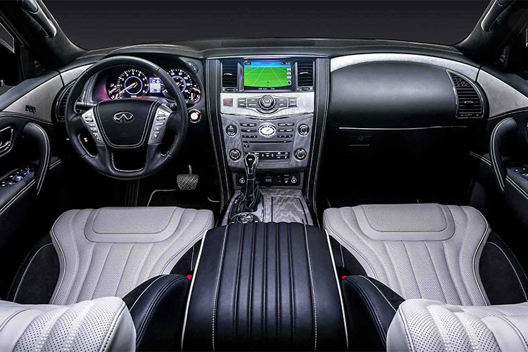 QX80 2019 có sức kéo lên đến 3.855kg (8.500 lbs). Xe được trang bị các hệ thống an toàn và hỗ trợ lái xe như: Kiểm soát chuyển động thân xe bằng thủy lực (Hydraulic Body Motion Control), hệ thống ngăn chặn lệch làn đường (Lane Departure Warning and Prevention), hệ thống hỗ trợ điều khiển khoảng cách (Distance Control Assist - DCA),...