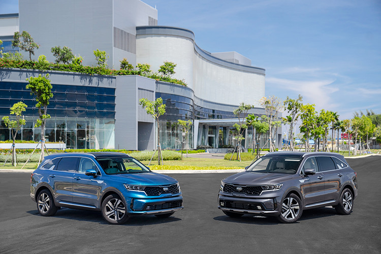 Hệ thống an toàn của xe bao gồm camera 360, tránh va chạm phía trước, giám sát điểm mù, hỗ trợ tránh va chạm tại điểm mù, hỗ trợ giới hạn tốc độ thông minh, điều khiển hành trình thông minh với chức năng Stop &amp; Go, hỗ trợ giữ làn, cảnh báo tài xế mất tập trung, hỗ trợ lái xe trên đường cao tốc, hỗ trợ tránh va chạm phía sau…