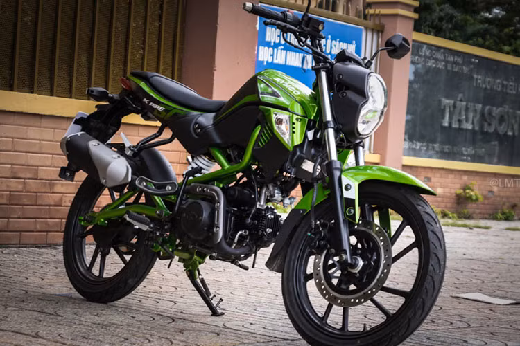Tại thị trường xe máy Việt Nam, thương hiệu Kymco đã rất khéo léo trong việc chọn lối đi riêng cho mình, khi chỉ tập trung vào các sản phẩm có dung tích 50cc với các dòng xe ga, xe số. Đáng chú ý là mẫu xe máy Kymco K-Pipe 50 mang phong cách cá tính và độc, lạ.