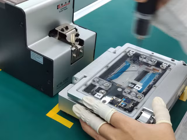 TS. Mai Liem Truc: Khat vong nguoi Viet da truyen cam hung tao ra Vsmart-Hinh-3