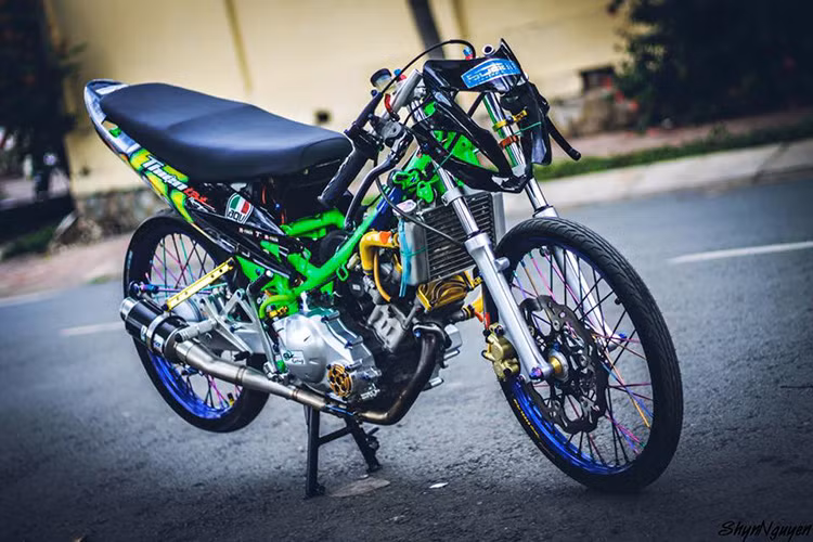 Yamaha Exciter do Drag “full do choi” cua biker Sai Gon