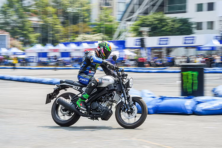 Bên cạnh sự xuất hiện của Fabio Quartararo và Franco Morbidelli, sự kiện còn gây chú ý với 2 chiếc xe đua YZR-M1 dùng trong mùa giải MotoGP 2022. Trong khi đó, chiếc M1 trong mùa giải 2023 với nhiều nâng cấp hứa hẹn giúp 2 tay đua cạnh tranh ngôi vô địch với các đội đua mạnh như Ducati hay Honda.