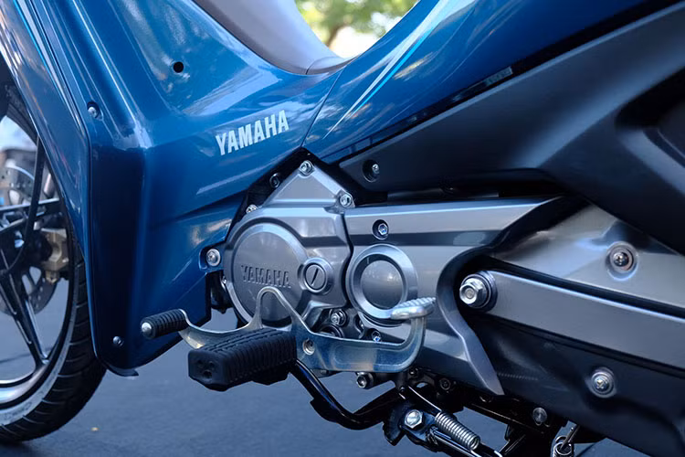 Yamaha Jupiter Finn 2022 được trang bị khối động cơ xăng, dung tích 113,7 cc, làm mát bằng không khí. Cho công suất 8,8 mã lực tại 7.000 vòng/phút, kém hơn Jupiter 1 mã lực.