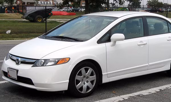 Den luot Honda trieu hoi xe do lo ngai no tui khi