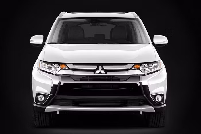 Ngôn ngữ "Dynamic Shield" mang hàm ý như "chiếc khiên năng động", mang lại sự an toàn cho cả hành khách bên trong xe lẫn người đi bộ nhờ được thiết kế như một một chiếc khiên (Shield) bảo vệ và cấu trúc liên kết đặc biệt với khung xe giúp hấp thu xung lực, giảm thiểu tác động khi xảy ra va chạm.