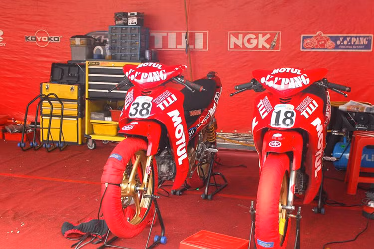 Cụ thể, trong ba ngày 16,17 và 18/12, Motul Racing Cup 2016 – Giải đua xe môtô chuyên nghiệp sẽ khiến những tín đồ đam mê tốc độ không thể bỏ qua, đây cũng là giải đua mang dấu ấn riêng của Motul diễn ra lần đầu tiên tại Đường đua Trung tâm Thành phố mới Bình Dương.