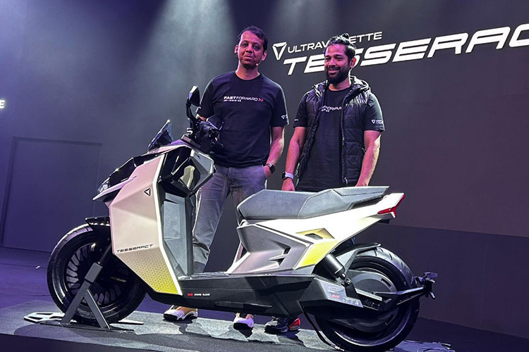 Ultraviolette Tesserac - xe may dien tich hop radar gia 35 trieu dong