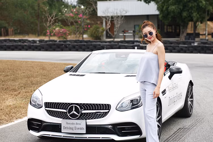 Ninh Dương Lan Ngọc từng được vinh danh tại giải Cánh Diều Vàng Việt Nam cho "Nữ diễn viên chính xuất sắc - Phim điện ảnh" năm 2010 và 2015, giải "Nữ diễn viên chính xuất sắc" tại liên hoan phim quốc gia lần thứ 17, giải Mai Vàng cho "Nữ diễn viên điện ảnh năm 2011"... Bên cạnh đó, cô còn thể hiện khả năng nhảy múa khi đạt Quán quân của chương trình "Bước nhảy hoàn vũ mùa thứ 6".