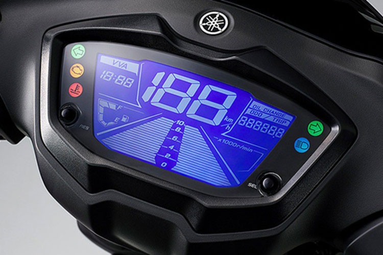 Cùng với đó, xe vẫn giữ ba màu cũ từ bản 2024 gồm: Deep Purplish Blue Metallic C, Bluish White Pearl 1, Black Metallic X. Ngoài các thay đổi này thì Cygnus Gryphus 2025 vẫn giữ nguyên các trang bị như phiên bản trước đó.