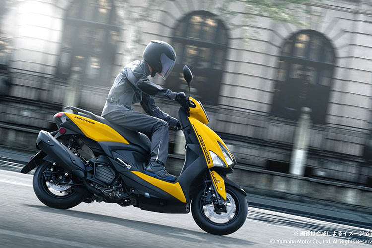 Mức giá xe Yamaha Cygnus Gryphus 2025 tại thị trường quê nhà Nhật Bản bán ra từ 374.000 yên (tương đương khoảng 67,5 triệu đồng).