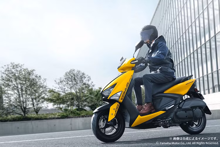 Cùng với phanh đĩa được trang bị cả bánh trước và sau đảm bảo sự an toàn cho người sử dụng Yamaha Cygnus Gryphus 2025trong quá trình vận hành.