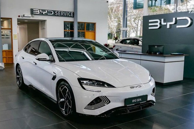 BYD - ong trum oto dien the gioi nhung 