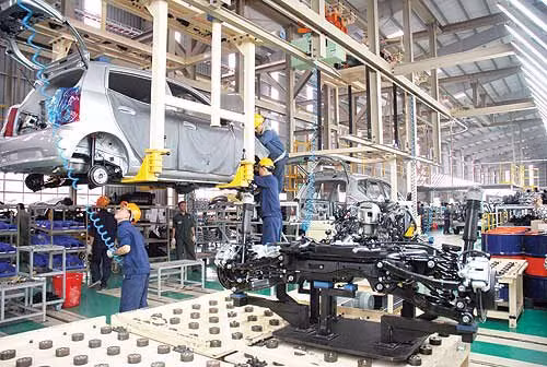 Tai sao oto tai Viet Nam dat gap doi Thai Lan?-Hinh-2