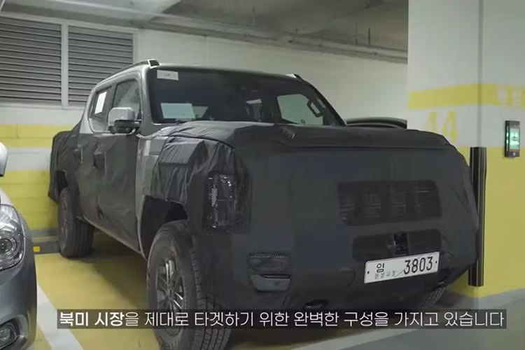 Theo kế hoạch, mẫu xe bán tải Kia Tasman 2025 mới sẽ bắt đầu được sản xuất thương mại vào tháng 2/2025 và số lượng xuất xưởng dự kiến hàng năm từ 120.000 đến 130.000 chiếc.