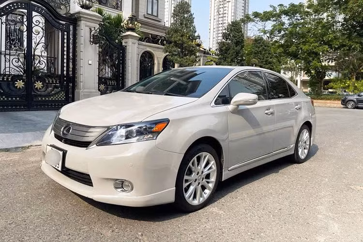 Can canh Lexus HS 250h hang hiem, ban hon 500 trieu o Sai Gon-Hinh-11
