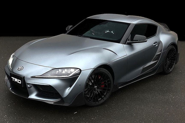 Sau 17 năm vắng bóng, mẫu xe thể thao huyền thoại Toyota Supra đã chính thức tái xuất với thế hệ thứ 5 tại triển lãm Detroit 2018 vừa qua. Ngay lập tức sau khi Supra Mk.V được công bố, chiếc xe đã trở thành chủ đề bàn luận "nóng" và được những hãng phụ kiện độ lớn quan tâm phát triển các "đồ chơi" dành riêng cho nó.