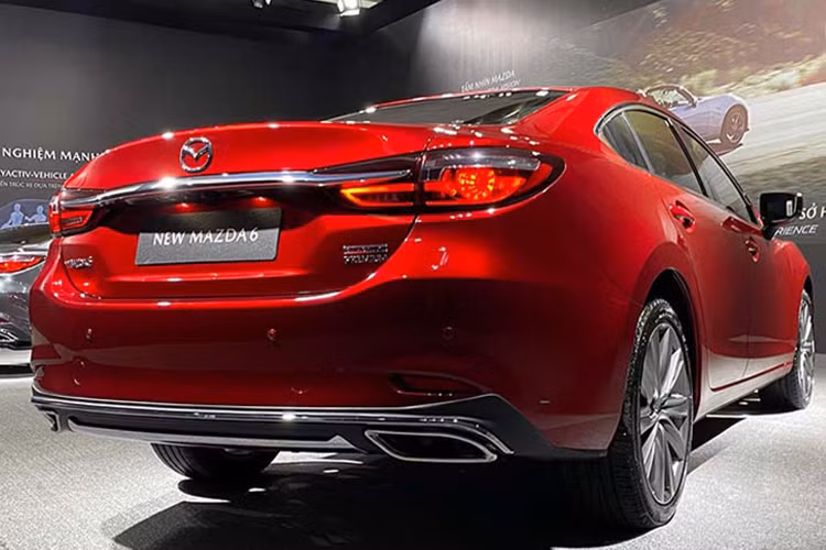 Mazda6 se van ban tai Viet Nam, bat chap lenh 