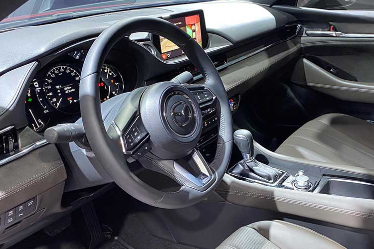 Mazda6 se van ban tai Viet Nam, bat chap lenh 