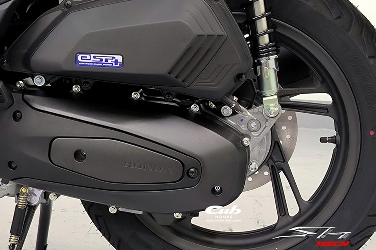 Mẫu xe Honda SH150i Sport Edition 2025 được trang bị động cơ eSP+ xi-lanh đơn, dung tích 150cc, làm mát bằng dung dịch và phun xăng điện tử, sản sinh công suất 16,6 mã lực và mô-men xoắn 14,9 Nm.