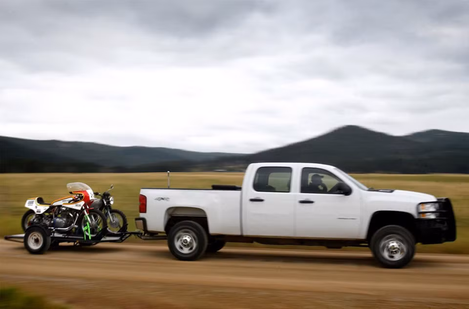 Dự án được các nhà tài trợ đầu tư 1.000 USD, những nâng cấp trên chiếc xe mất khoảng 5.000 USD. Đội đua nghiệp dư cũng đã hỗ trợ kỹ thuật để Ryan có thể hoàn thành Sudden Wisdom. Kỷ lục tốc độ tại Bonneville Salt Flats Speed Trials của chiếc Sudden Wisdom bị lật đổ 3 ngày sau khi chiếc Honda CB750 đời 1974 đạt tốc độ 143 mph (hơn 230 km/h).