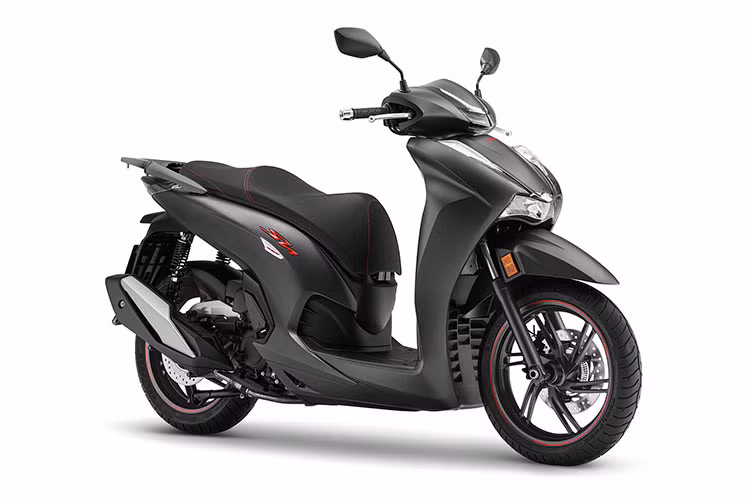 Phiên bản Đặc biệt SH350i với hai màu Đen và Bạc Đen sẽ được giao đến tay khách hàng thông qua toàn bộ hệ thống Cửa hàng Bán xe và Dịch vụ do Honda ủy nhiệm (HEAD) trên toàn quốc vào ngày 23 tháng 11 năm 2021. Mức giá xe Honda SH 350i đặc biệt sẽ tăng thêm 10 triệu đồng so với bản thường là 146,99 triệu đồng.