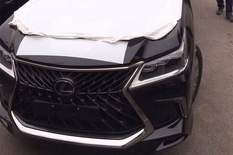 Đây là bản nâng cấp ngoại hình của mẫu SUV đắt tiền nhất của Lexus do bộ phận TRD thực hiện. Xe sang Lexus LX570 phiên bản thể thao mới này được gọi bằng nhiều cái tên tùy theo quốc gia, ví dụ như ở thị trường Nga là Superior, tại thị trường Trung Đông là Super Sport.