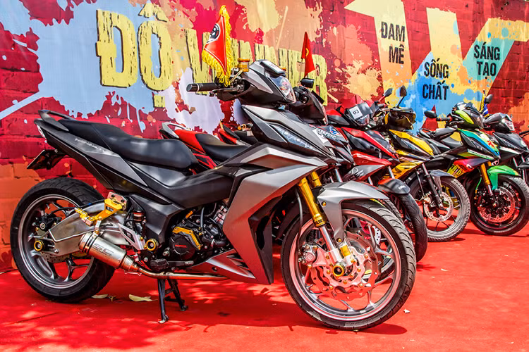 Với số lượng xe cực khủng lên tới hơn 600 chiếc từ đoàn chủ nhà Hà Nội cho đến các CLB Winner Thái Nguyên, Ninh Bình, Hà Nam, Hải Dương, Vĩnh Phúc, Bắc Giang, Hòa Bình, Hải Phòng, Quảng Ninh, Nam Định và Thanh Hoá... đã tạo nên một chương trình hoành tráng với số lượng đông đảo nhất từ trước đến nay.