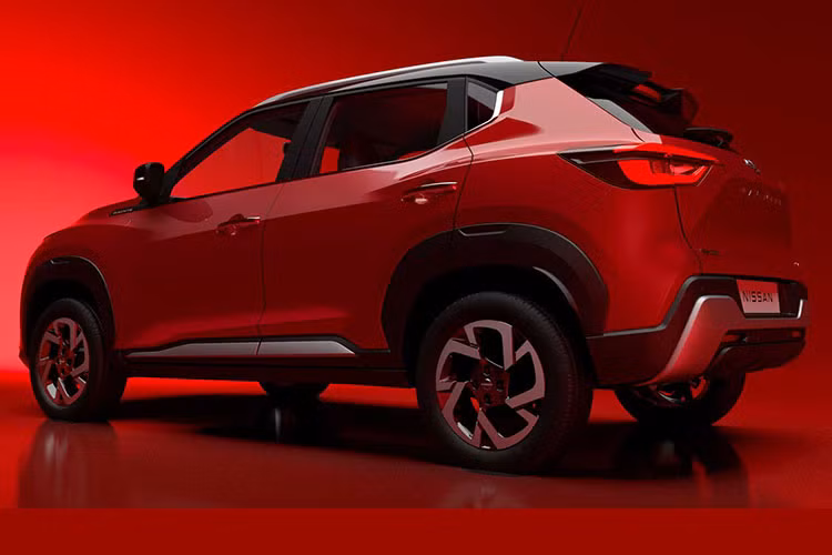 Bên ngoài, Nissan Magnite tại Indonesia sở hữu thiết kế về cơ bản là giống xe ở Ấn Độ. Đồng thời, đây cũng là mẫu xe đầu tiên tại Indonesia được lắp logo mới của thương hiệu Nissan. Xe được trang bị lưới tản nhiệt hình lục giác khá rộng với viền hai bên mạ crôm dày dặn, đèn pha LED và dải đèn LED định vị ban ngày hình chữ "L". Ngoài ra, xe còn có bộ vành hợp kim 16 inch, nẹp nhựa màu đen bao quanh thân xe, tấm ốp gầm bên dưới cản trước/sau, đèn hậu Halogen và cánh gió mui.