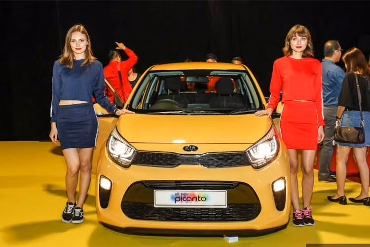 Theo một số nguồn tin cho hay, nhiều khả năng thế hệ xe ôtô Morning 2018 mới này sẽ sớm ra mắt tại Việt Nam. Tại thị trường ôtô Việt, mẫu xe này sẽ cạnh tranh trực tiếp với đối thủ đồng hương là Hyundai Grand i10. Ngoài ra trong thời gian tới nó cũng sẽ phải đối đầu với hàng loạt đối thủ khác đến từ các thương hiệu đình đám như Toyota, Honda, Suzuki.