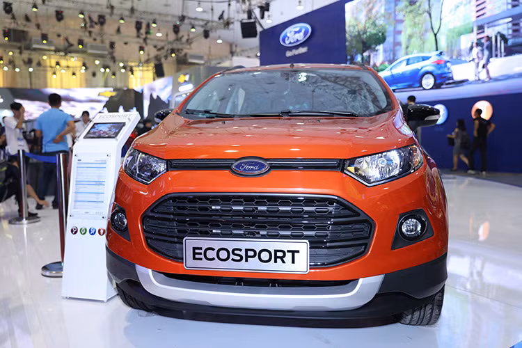 Những sản phẩm giúp Ford đạt được mức tăng trưởng ấn tượng cũng đều hiện diện trên sân khấu - đặc biệt là Ford EcoSport "người khai phá" phân khúc xe thể thao đa dụng loại nhỏ, thành thị với đặc trưng linh hoạt và hiệu quả cũng được nhiều người tiêu dùng quan tâm.