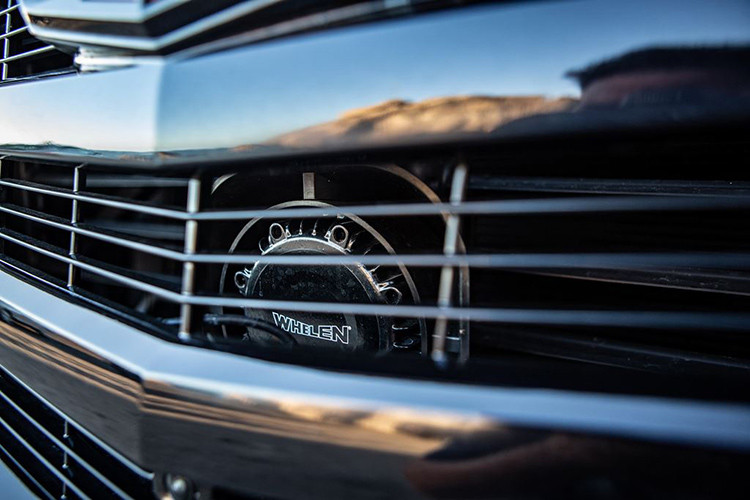 Sau khi được xử lý chống đạn, chiếc Cadillac Escalade độ khủng lại sẽ đạt tiêu chuẩn B6. Chỉ dưới mức B7 cao nhất, tiêu chuẩn này đồng nghĩa với việc chiếc xe có khả năng ngăn cản được đạn súng trường 7,62 ly, cũng như đạn súng ngắn 9 ly và súng .44 Magnum. Thậm chí ngay cả khi bị tấn công liên tục tại một điểm, các cửa kính - nơi dễ bị công phá nhất trên một chiếc xe chống đạn vẫn không bị xuyên thủng.