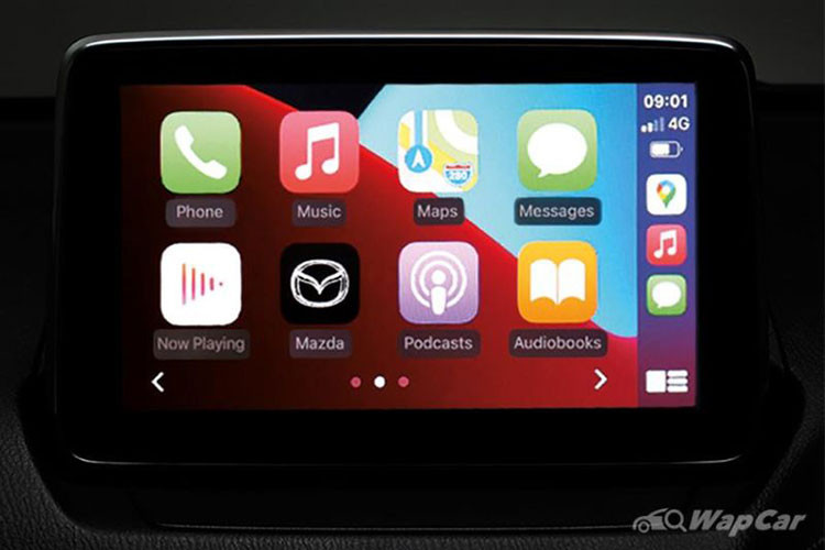 Phiên bản tầm trung của Mazda2 2022 có thêm cảnh báo thắt dây an toàn cho người ngồi sau và các màu sơn ngoại thất bổ sung tương tự. Tuy nhiên, giá cho phiên bản này đắt hơn, ở mức 599.000 baht (407 triệu đồng).