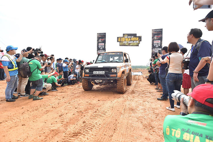 So với mọi năm, điểm mới của giải đua VOC 2018 nằm ở cách tính điểm, phạt trừ điểm thành phạt cộng thời gian theo block 10 giây và 30 giây. Các lỗi mang tính an toàn sẽ phạt nặng với block 30 giây. Ban tổ chức còn sử dụng công nghệ tính giờ tự động hoặc bán tự động để tăng tính minh bạch, chính xác và sự công bằng đối với các vận động viên.