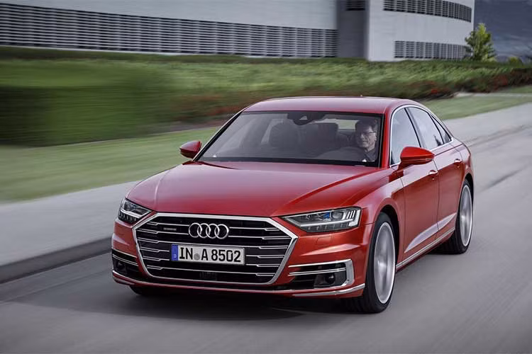Tại Đức, A8 thế hệ mới sẽ có 2 lựa chọn động cơ V6 tăng áp 3.0l chạy xăng và dầu mới. Trong đó, động cơ V6 TFSI có công suất 340 mã lực và máy V6 TDI mạnh 286 mã lực. Tương tự, 2 phiên bản V8 4.0l chạy xăng và diesel của xe cũng có công suất lần lượt 460 và 435 mã lực. Phiên bản A8 cao cấp nhất vẫn sẽ có động cơ W12 6.0l. 