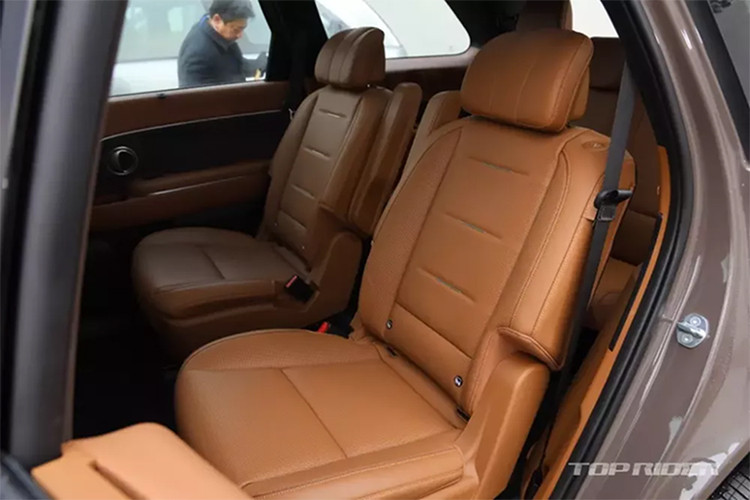 Chính vì vậy, Hyundai cần đưa ra những chính sách hợp lý, bao gồm cả việc tăng cường năng lực sản xuất Palisade thế hệ mới và có các chương trình chăm sóc khách hàng tốt hơn để duy trì sức hút của mẫu xe này trên thị trường. Về Hyundai Palisade 2025 mới khi ra mắt sẽ sở hữu 2 loại động cơ mới.