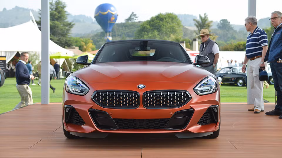 Tổng thể, Z4 phiên bản 2019 có thiết kế lấy cảm hứng trực tiếp từ phiên bản Z4 Concept ra mắt năm 2017. Phần đầu của xe với lưới tản nhiệt hình bầu dục đặc trưng nhà BMW được thiết kế thấp và hẹp hơn đi kèm các chi tiết mạ chrome sáng bóng.